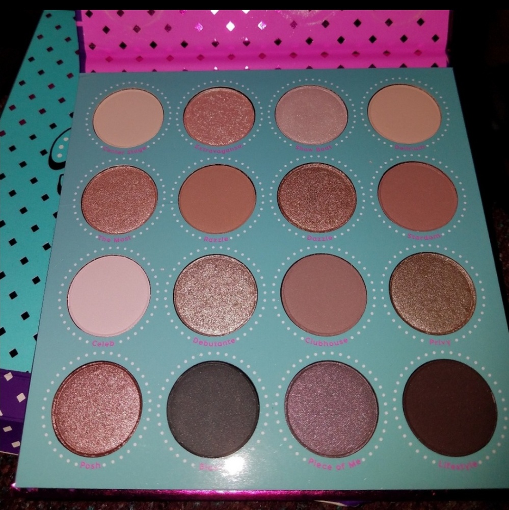 BNIB Colourpop Fame Eyeshadow Palette